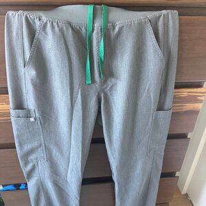 Men's Figs scrubs pants/bottoms. Graphite Axim - Large Tall Cargo Scrub Pants LT